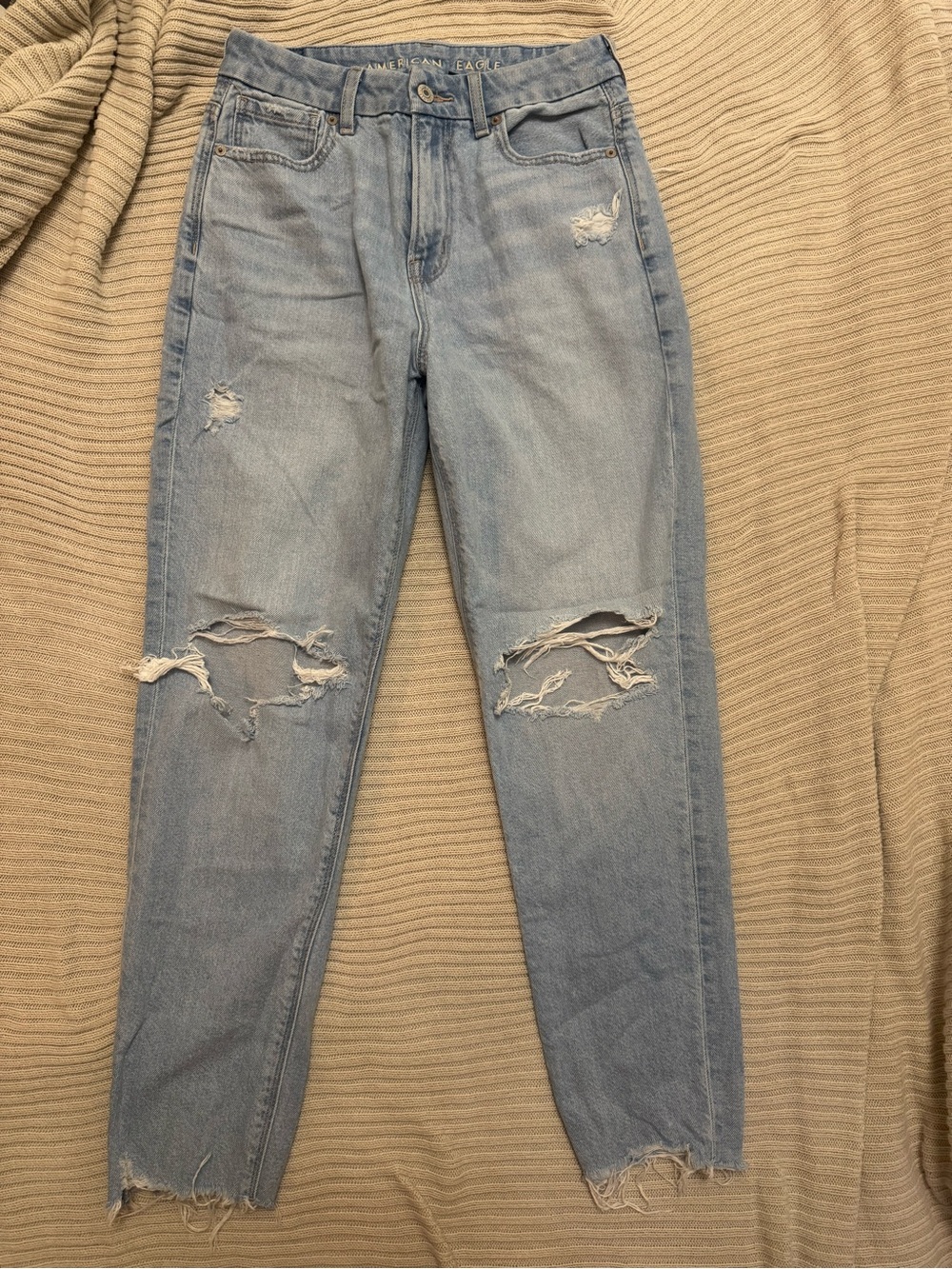 American Eagle Curvy Mom Jeans